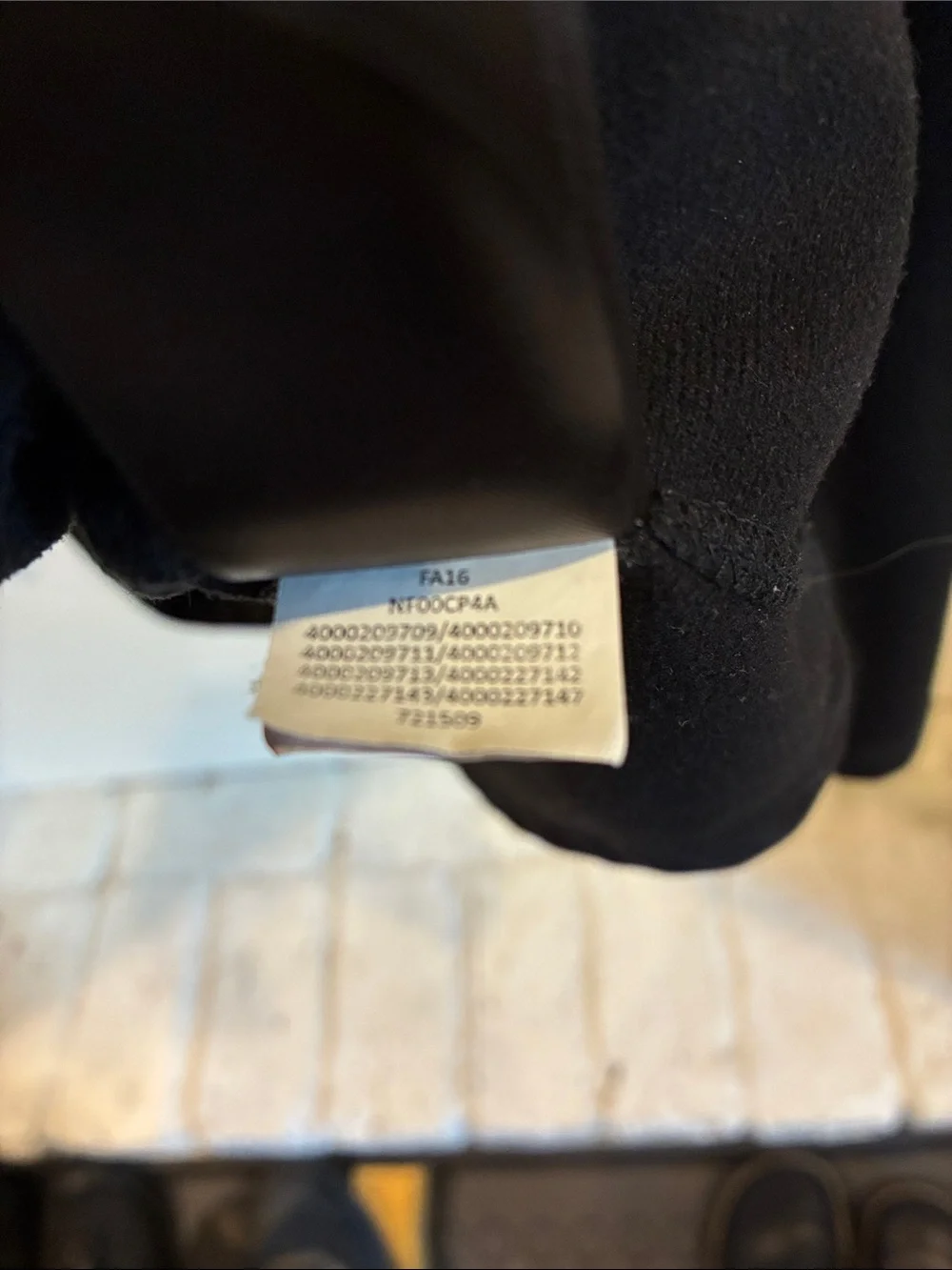 The North Face Men’s Black Quarter-Zip Performance Fleece